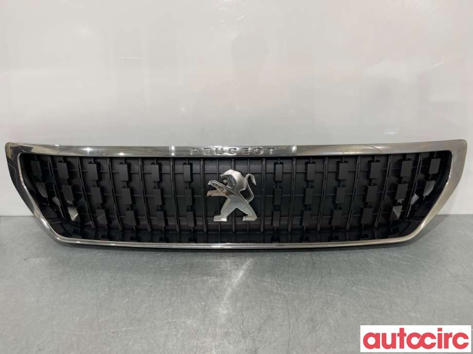 Grill til Peugeot Expert, 2016-->> (Type III)  (PEUGEOT|98117104XT)