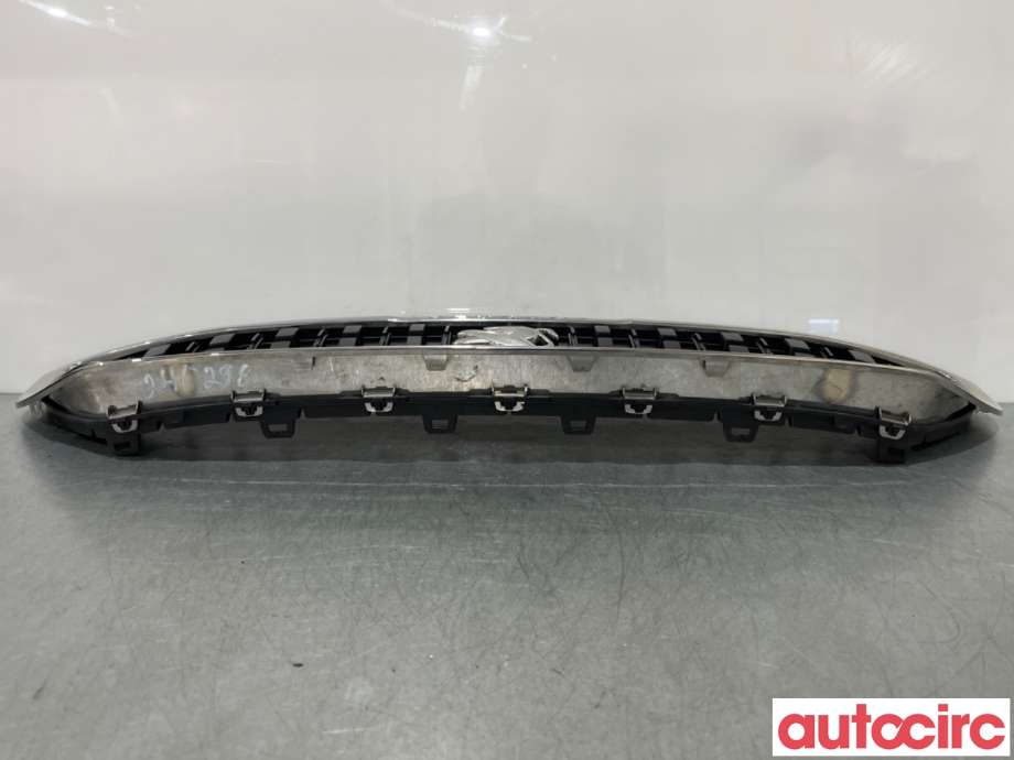 Grill til Peugeot Expert 2016-->> (Type III)  (PEUGEOT|98117104XT||9811710477)