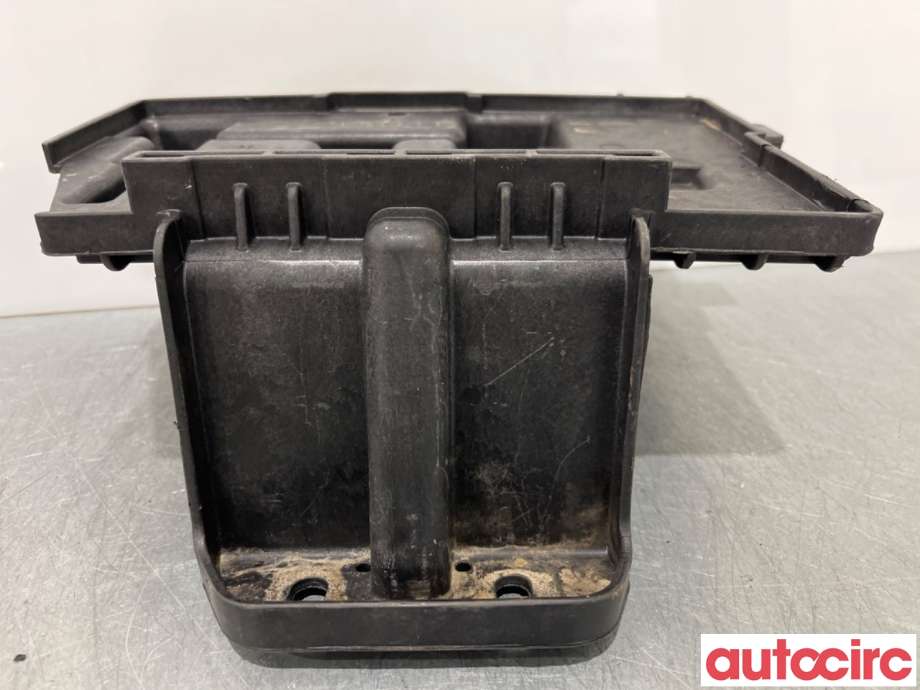 Batterikasse/feste til Kia Sportage 2010-2016 (Type III)  (KIA|371502S200||37150-2S200)