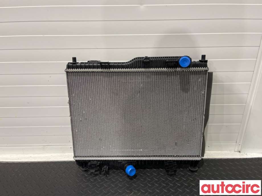 Radiator (manuell gir) til Ford Fiesta 2017-->> (Type VII) (FORD|2378985|H1BG-8005-AE|)