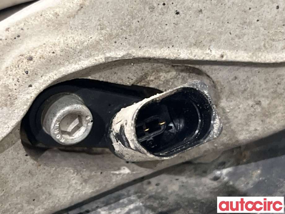 Hjulspindel høyre foran til VW Passat 2011-2015 (B7) (B7) (VOLKSWAGEN|3C0407254F|)