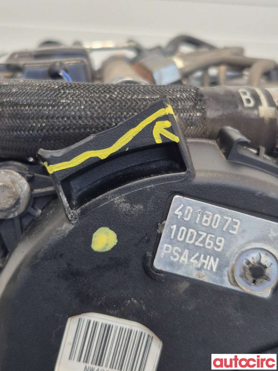 Motor diesel til Mitsubishi Outlander 2010-2012 (Type II, Fase 2)  (MITSUBISHI|MN982335|4HK|)