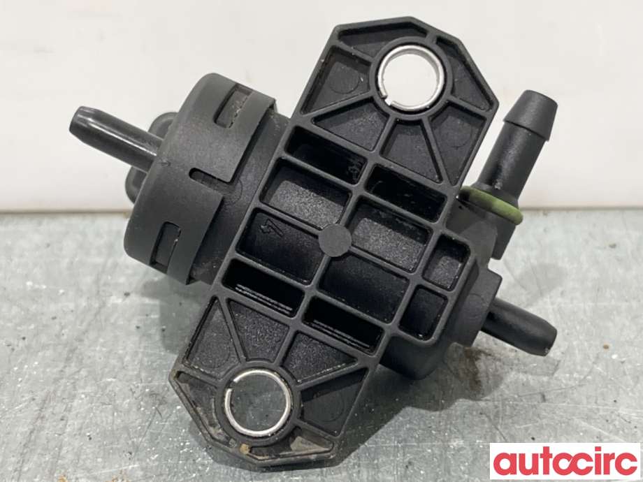 Vakuumventil til Ford Focus 2011-2014 (Type III, Fase 1)  (FORD|1741240||9688124580)