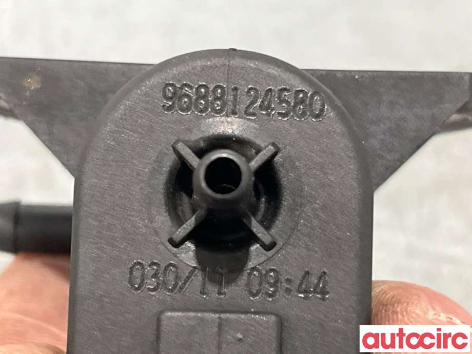 Vakuumventil til Ford Focus 2011-2014 (Type III, Fase 1)  (FORD|1741240||9688124580)