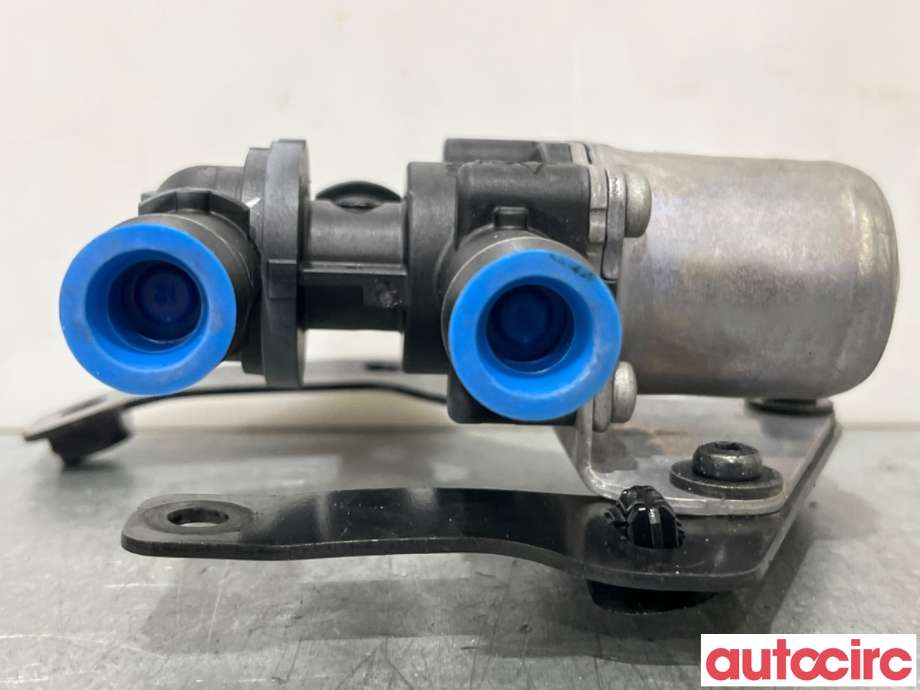Diverse deler til Volvo V60 / V60 CC 2018-->> (Type II)  (VOLVO|31461924|8888038596)
