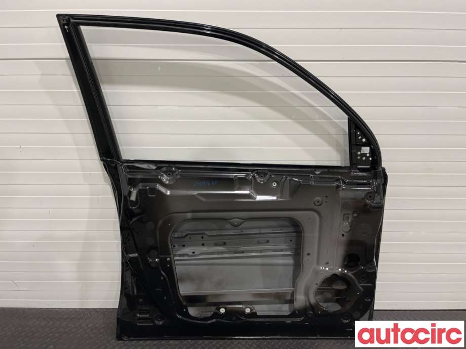 Dør venstre foran til Nissan X-Trail 2007-2014 (T31) (T31) (NISSAN|H0101JG4MM|)