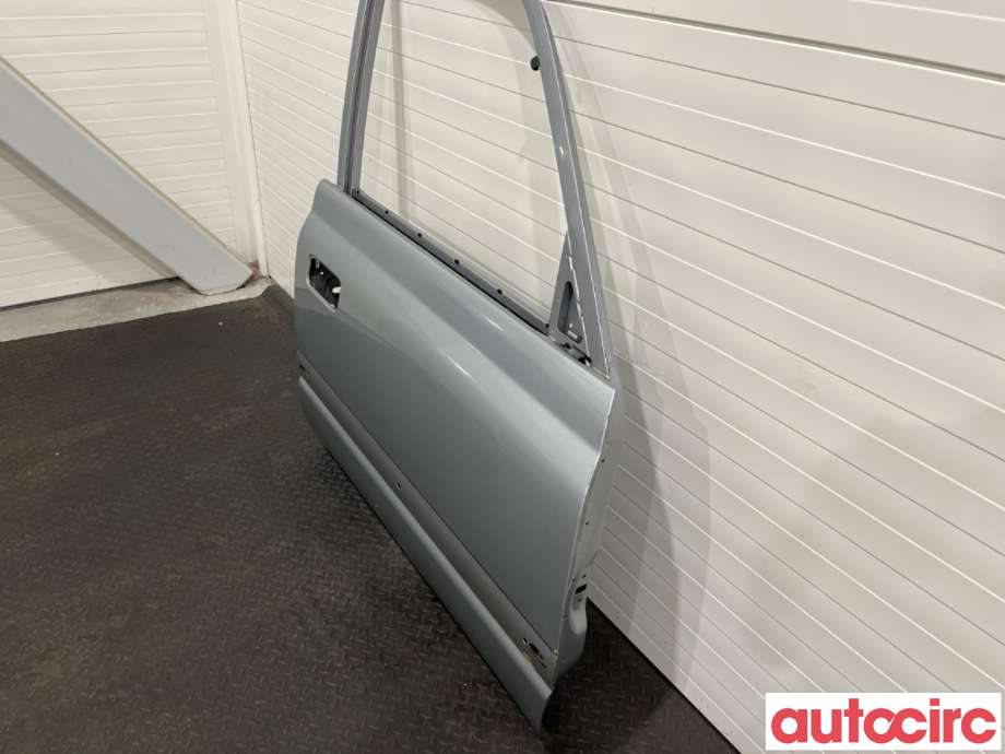 Dør høyre foran til Toyota Land Cruiser 90 1996-2002 (TOYOTA|6700160341||6700160343)