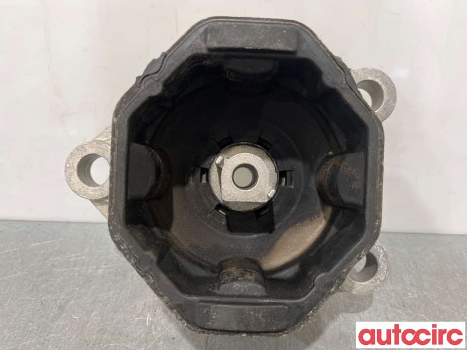 Motorfeste til Volvo XC40 2018-2024  (VOLVO|31686296|)