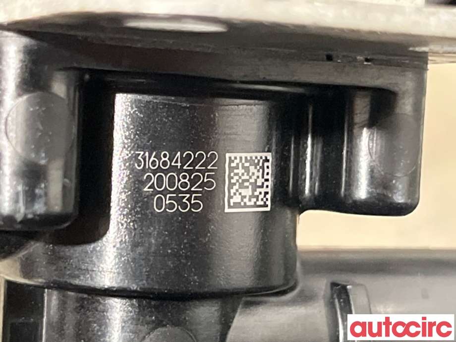 Diverse deler til Volvo XC40 2018-2024  (VOLVO|31684222|)