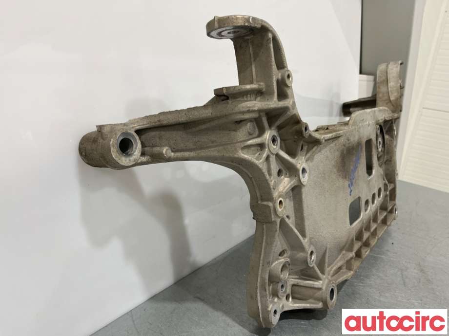 Diverse deler til VW Passat 2011-2015 (B7) (B7) (VOLKSWAGEN|3C0199313BB||7N0199369A)