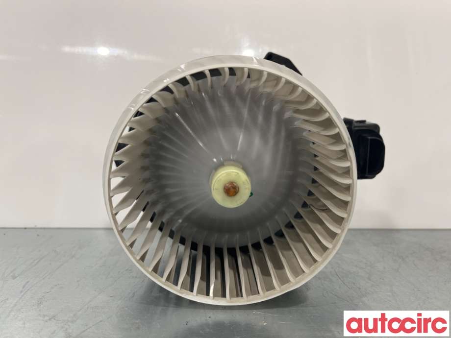 Varmeapparat motor til Toyota Hilux 2020-->> (TOYOTA|871030K501|)