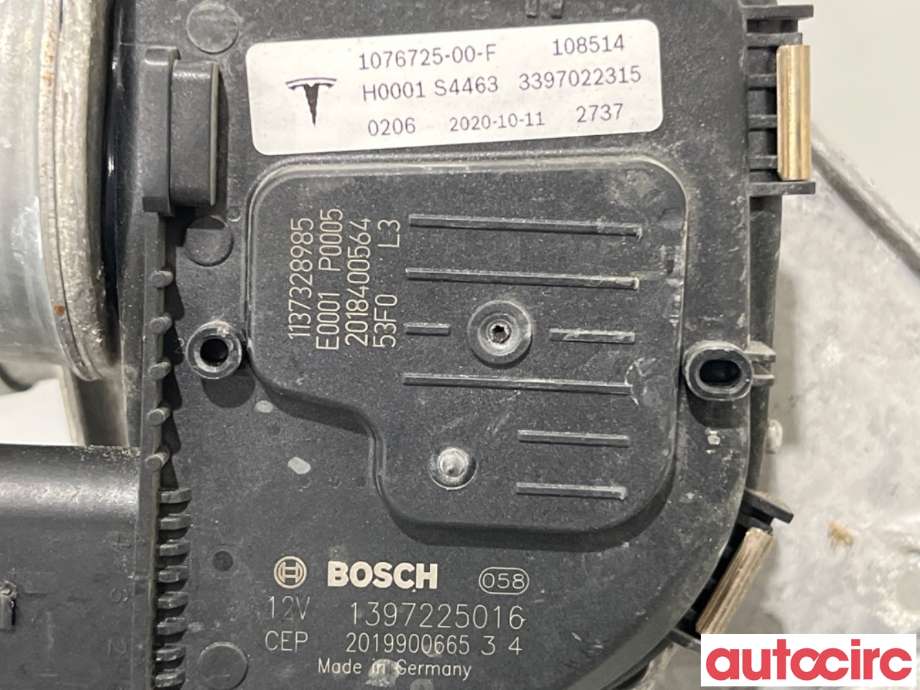 Viskermotor frontrute til Tesla Model 3 2018-2023 (Fase 1)  (TESLA|1076725-00-F|1397225016)