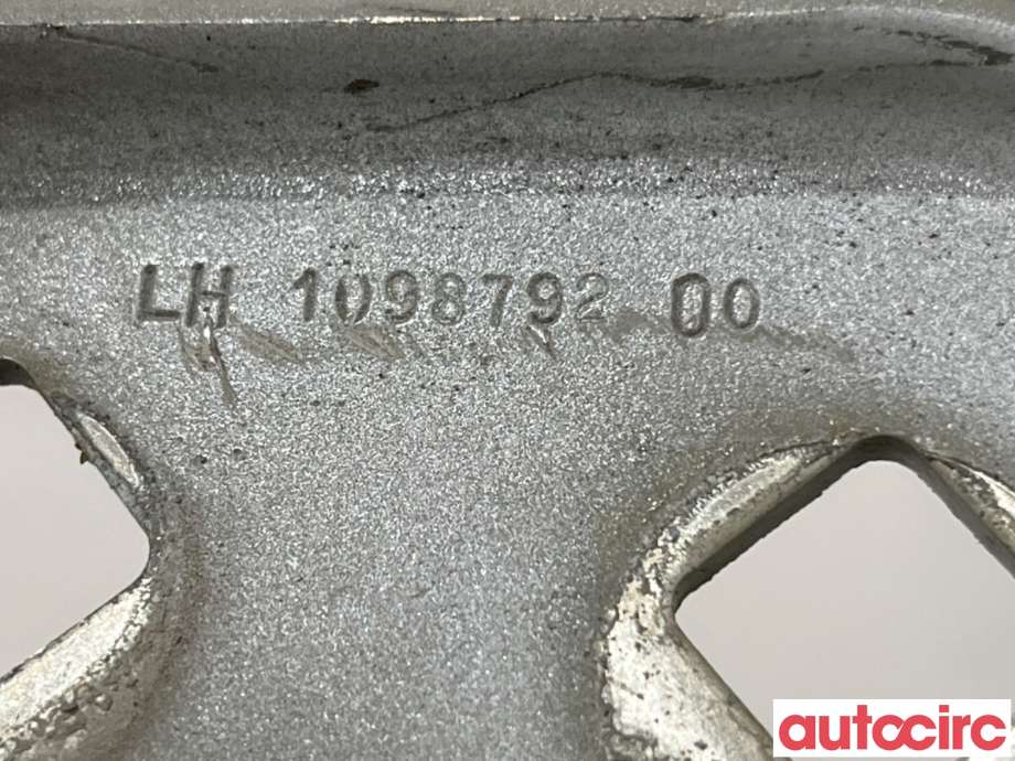 Panserhengsler til Tesla Model 3 2018-2023 (Fase 1) (TESLA|1098792-00-D||1098792-00)