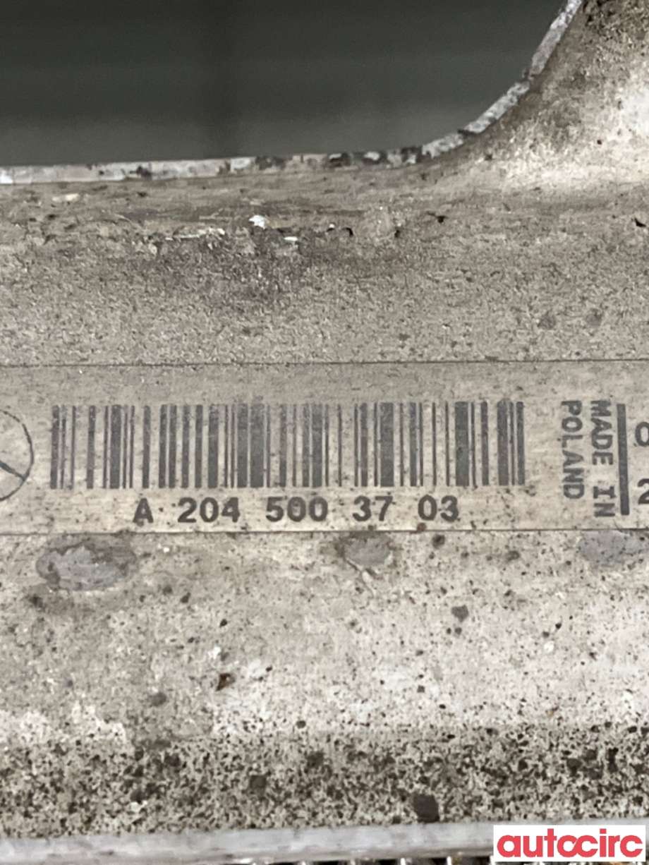 Radiator (manuell gir) til Mercedes C-Klasse 2011-2014 (Fase 2) (W204) (W204) (MERCEDES|A2045003603|A2045003703|)