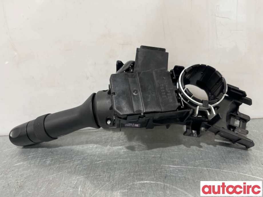 Bryter blink til Toyota Yaris 2012-2014 (Type III, Fase 1)  (TOYOTA|841400D300|)