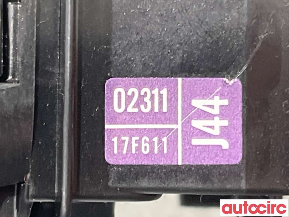 Bryter blink til Toyota Yaris 2012-2014 (Type III, Fase 1)  (TOYOTA|841400D300|)