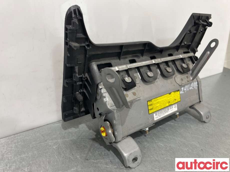 Airbag kne til Toyota Yaris 2012-2014 (Type III, Fase 1)  (TOYOTA|739000D031C0|)