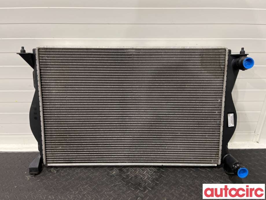 Radiator (manuell gir) til Audi A6, 2005-2008 (Type III, Fase 1) (C6) (C6) (AUDI|4F0121251Q)