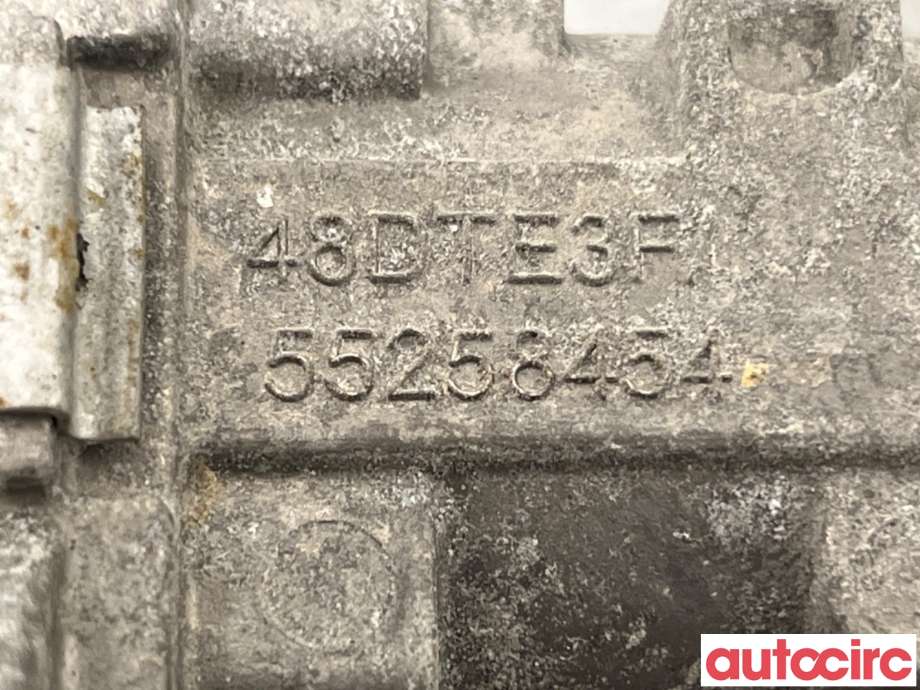 Spjeldhus til Suzuki Vitara 2015-->> (Type IV)  (SUZUKI|13400-55P00||55258454)