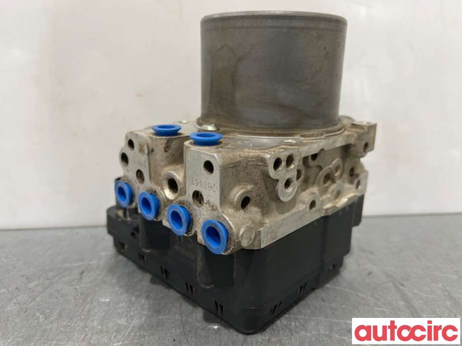 ABS sentral til Toyota RAV4 2013-2015 (Type IV, Fase 1)  (TOYOTA|4405042701|133000-8700|44540-42311)
