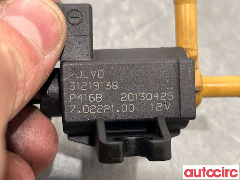 Vakuumventil til Volvo XC70 2014-2016 (Type II, Fase 2)  (VOLVO|31219138|70222100)