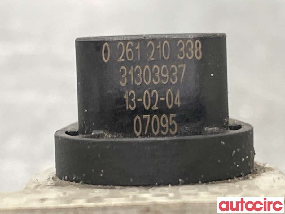 Diverse deler til Volvo XC70 2014-2016 (Type II, Fase 2)  (VOLVO|31303937|0261210338)