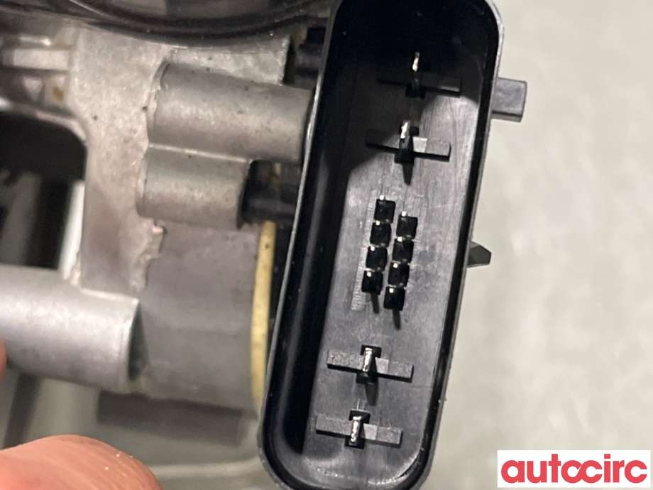 Viskermotor frontrute til Ford S-Max 2015-->> (Type II)  (FORD|2204046|W000052207|)