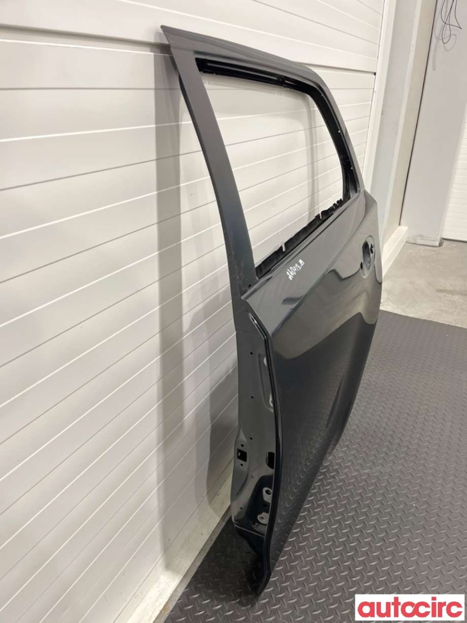 Dør venstre bak til Toyota Urban Cruiser 2009-2014  (TOYOTA|6700452400|)