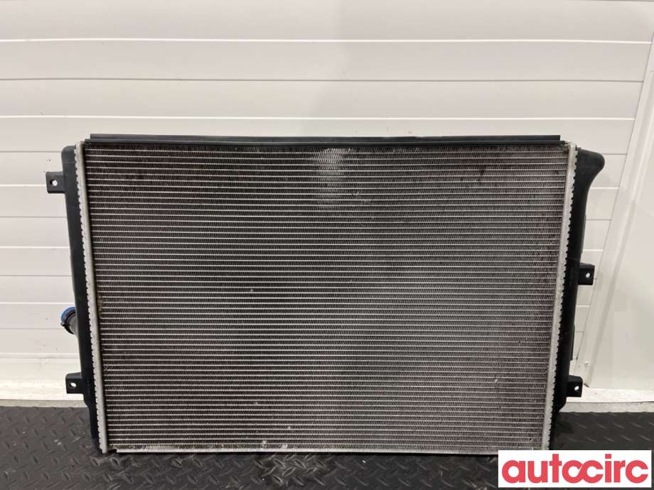 Radiator (manuell gir) til VW Jetta 2011-->>  (VOLKSWAGEN|1K0121251AB|)