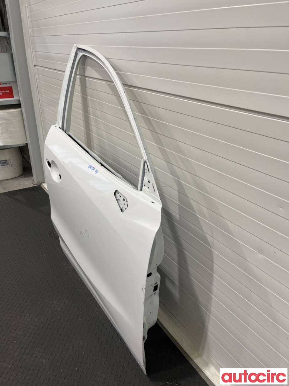Dør høyre foran til Mazda CX-5 2012-2017 (Type I)  (MAZDA|KDY35802XH|)