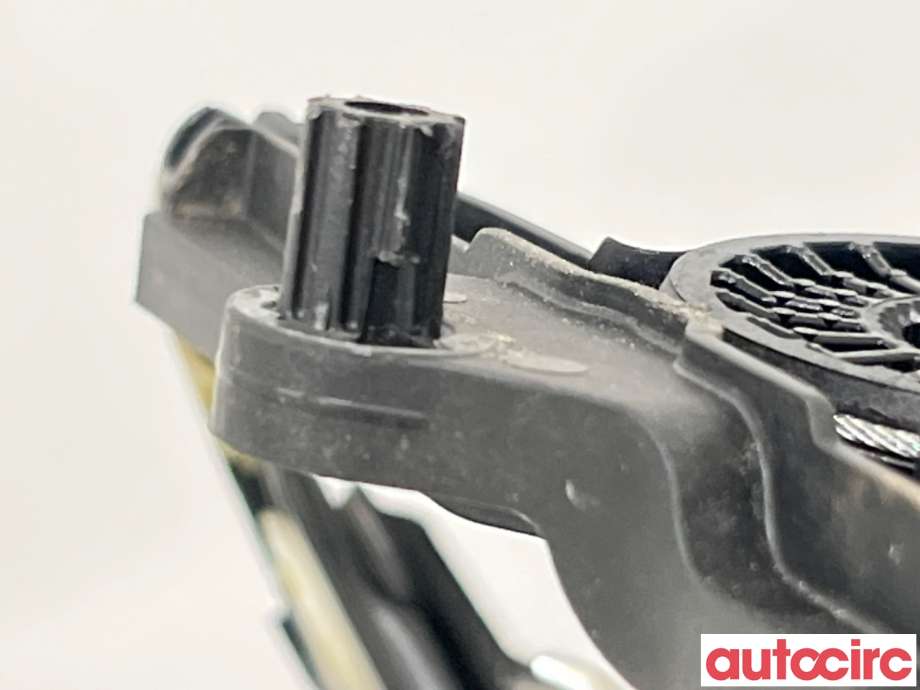 Ruteheis til VW Passat 2015-2019 (Fase 1) (B8) (B8) (VOLKSWAGEN|3G9839462B||3G9839462A)