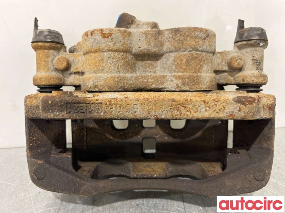 Bremsecaliper høyre foran til Mercedes Vito 2014-->> (W447) (W447) (MERCEDES|A4474208500|)