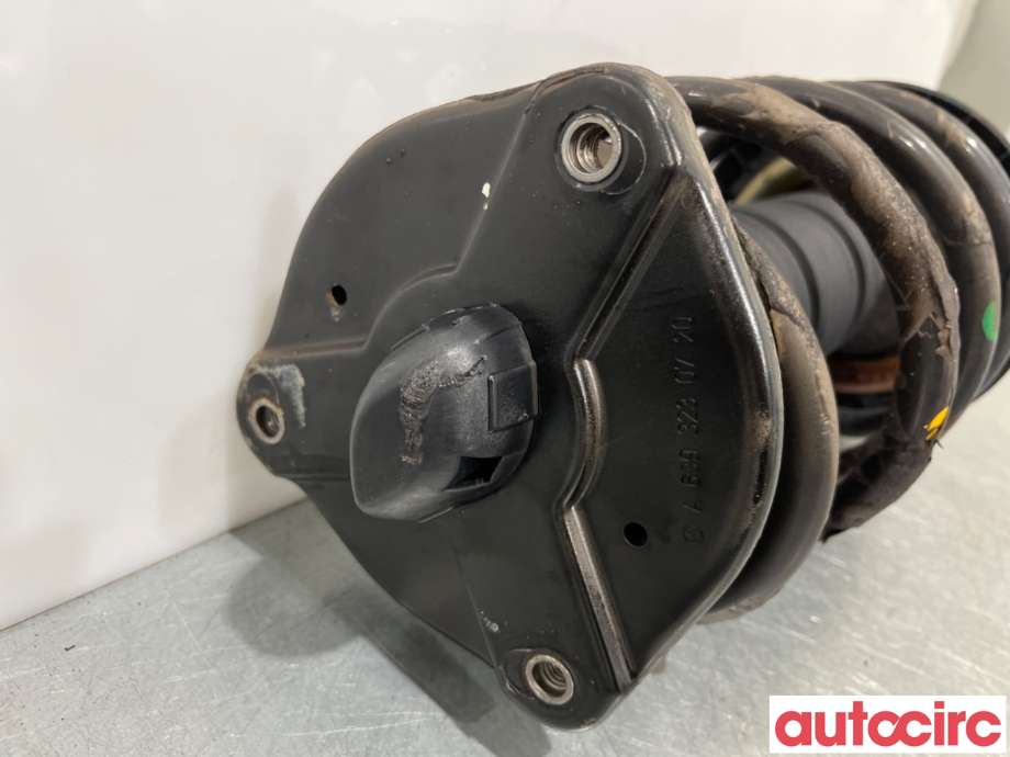Fjærbein høyre foran til Mercedes Vito 2014-->> (W447) (W447) (MERCEDES|A4473200500||A4473203600)