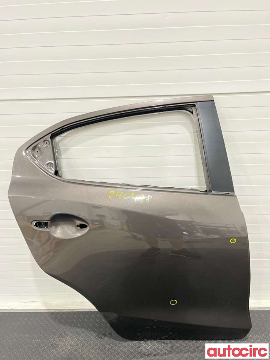 Dør høyre bak til Mazda 2, 2015-2019 (Type III, Fase 1) (MAZDA|DBY0-72-02XC)