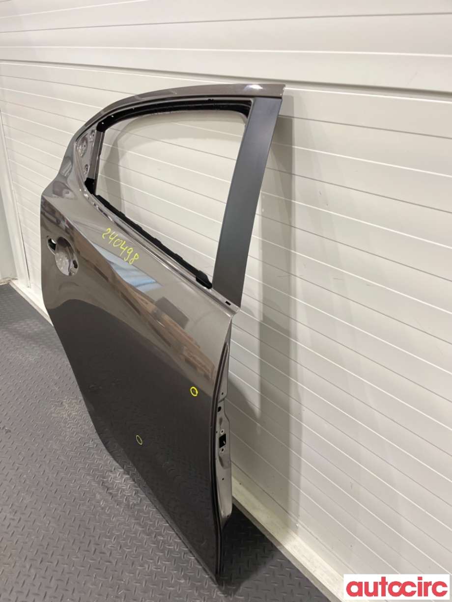 Dør høyre bak til Mazda 2 2015-2019 (Type III, Fase 1)  (MAZDA|DBY0-72-02XC|)
