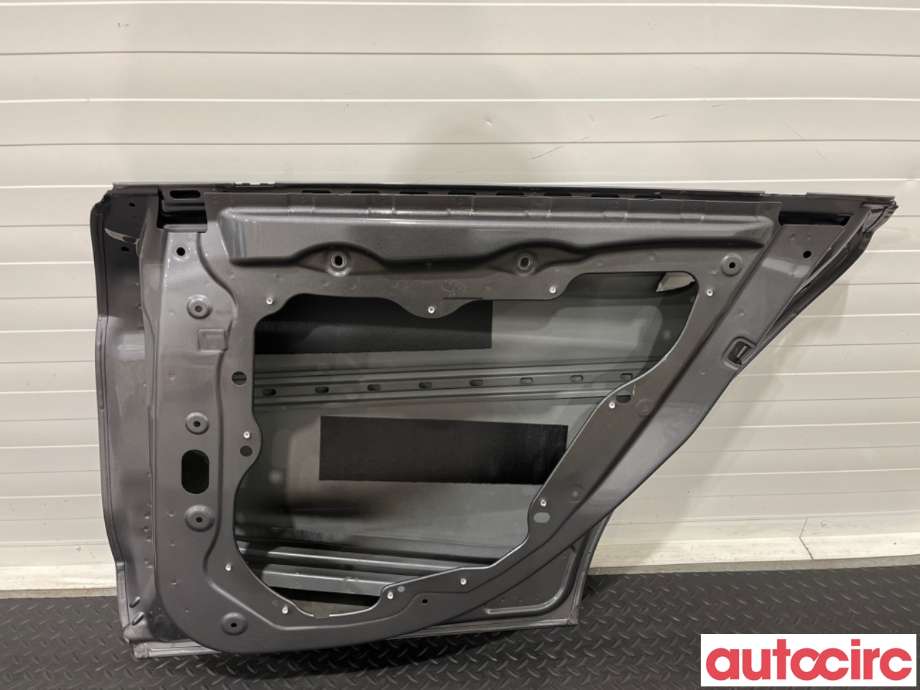 Dør høyre bak til Mercedes CLA 2013-2019 (C117) (C117) (MERCEDES|A1177300205|)