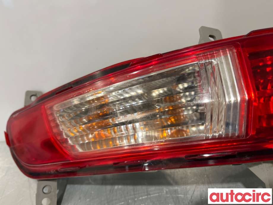 Baklykt fra støtfanger til Kia Sportage 2010-2016 (Type III)  (KIA|924063U300|)