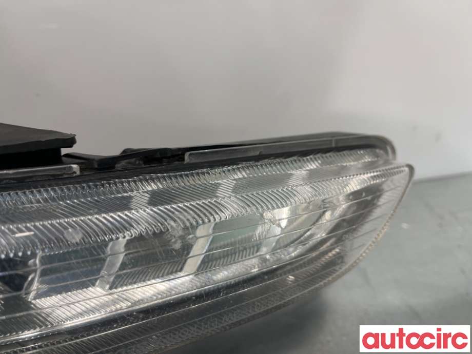 Tåkelykt venstre foran til Kia Sportage 2010-2016 (Type III)  (KIA|922013W200|)