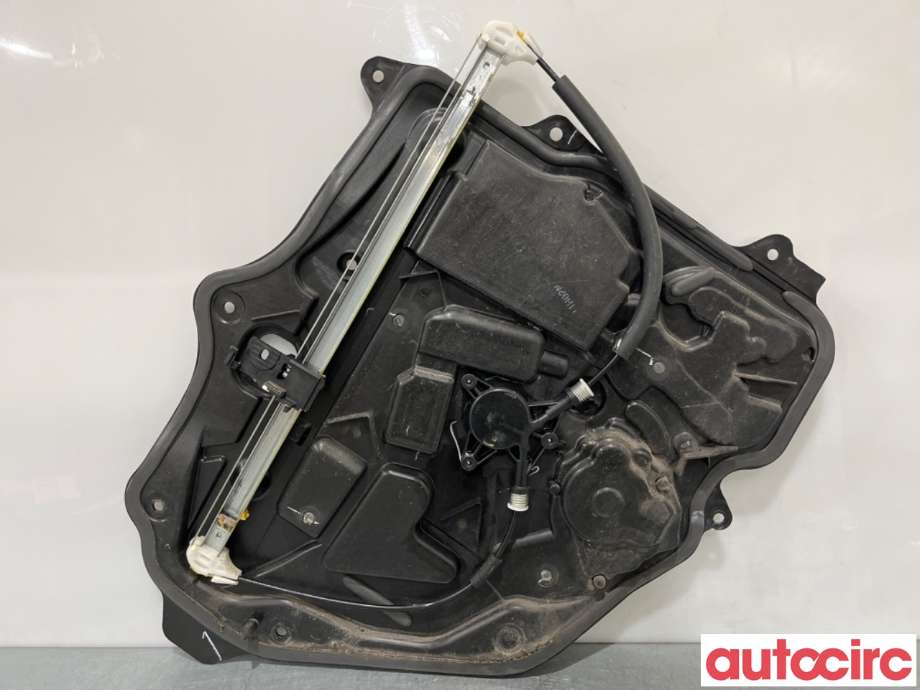 Ruteheis til Mazda 5 2011-2015 (Type II) (MAZDA|C235-72-590B||C2357297X)