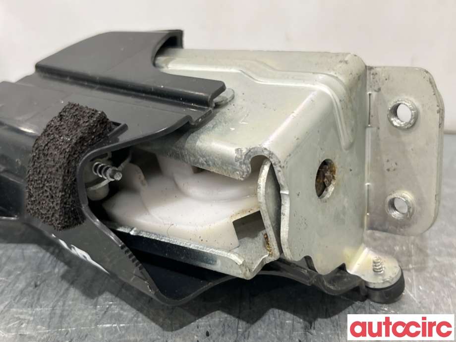 Låsekasse venstre til Mazda 5 2011-2015 (Type II)  (MAZDA|C513-73-3C0D|)