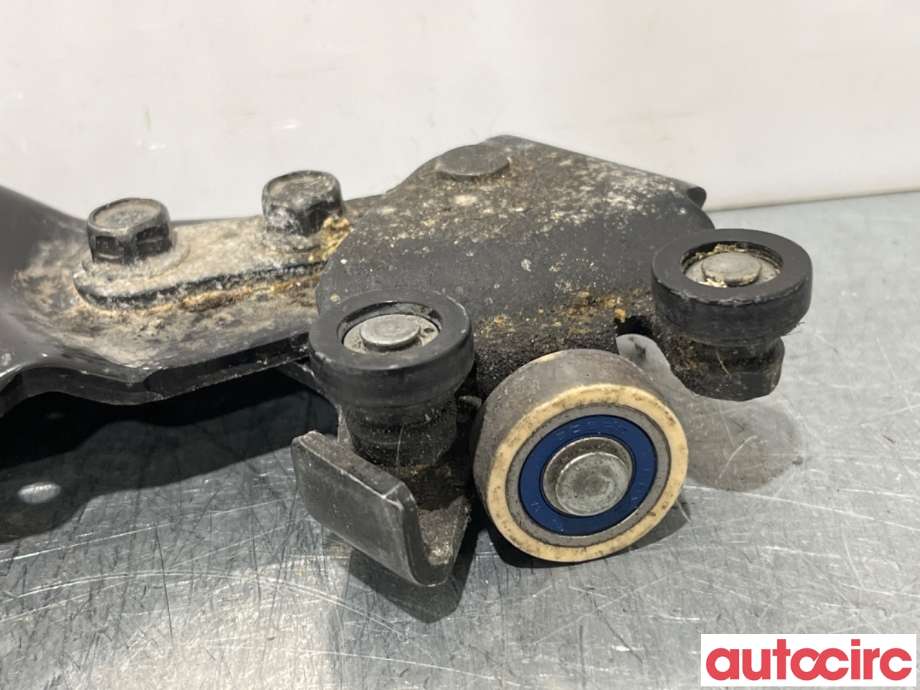 Diverse deler til Mazda 5 2011-2015 (Type II)  (MAZDA|C513-73-2C0D|)