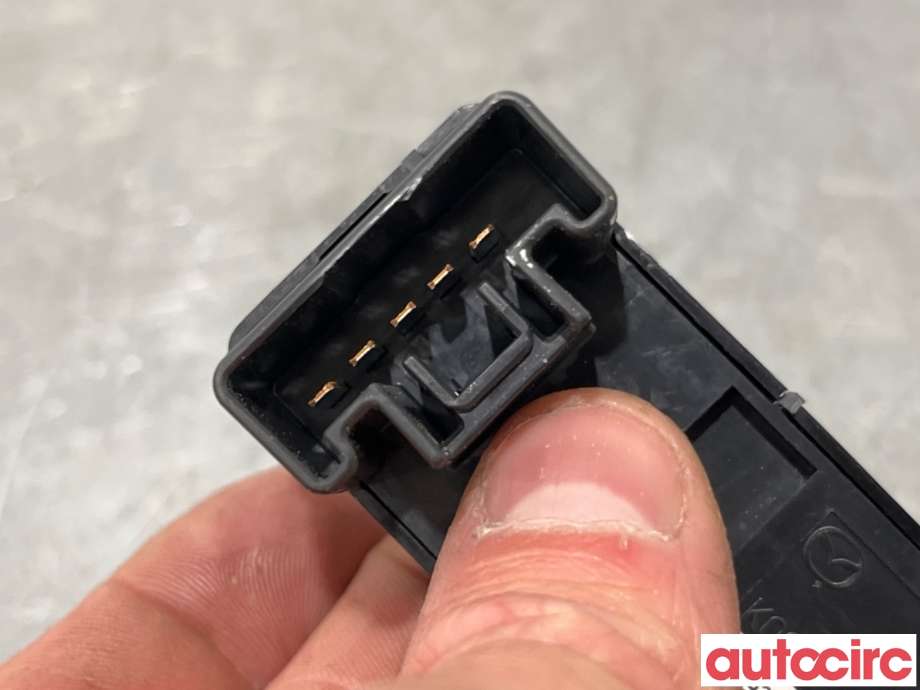 Bryter ruteheis til Mazda 5 2011-2015 (Type II)  (MAZDA|C235-66-380||C23566380)