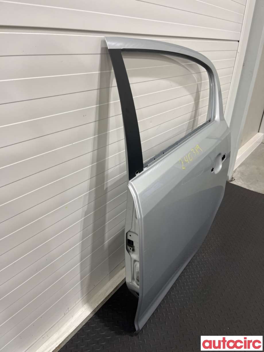 Dør venstre bak til Opel Corsa D 2006-2014  (OPEL|93189342|)