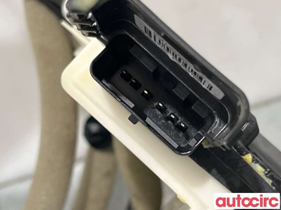 Låsekasse høyre til Citroën Berlingo 2015-2019 (Type II, Fase 2)  (CITROEN|9137N8|PSA828414|)