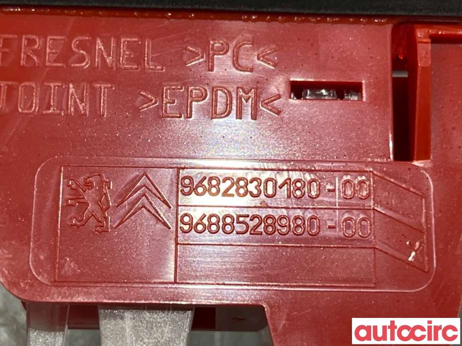Baklykt bremselys bakrute til Citroën Berlingo 2015-2019 (Type II, Fase 2)  (CITROEN|6351FC|89093986|9688528980)