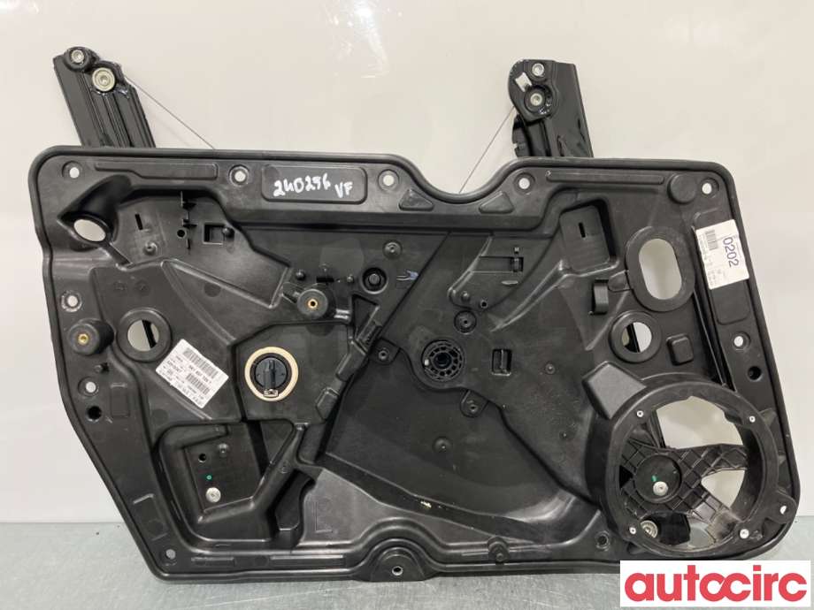 Ruteheis til VW Golf VI, 2008-2012  (VOLKSWAGEN|5K0837461D)