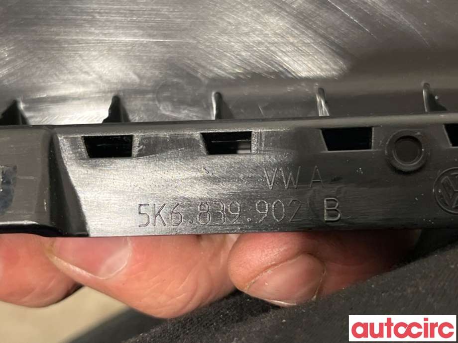 Lister til VW Golf VI 2008-2012  (VOLKSWAGEN|5K6839901B|)