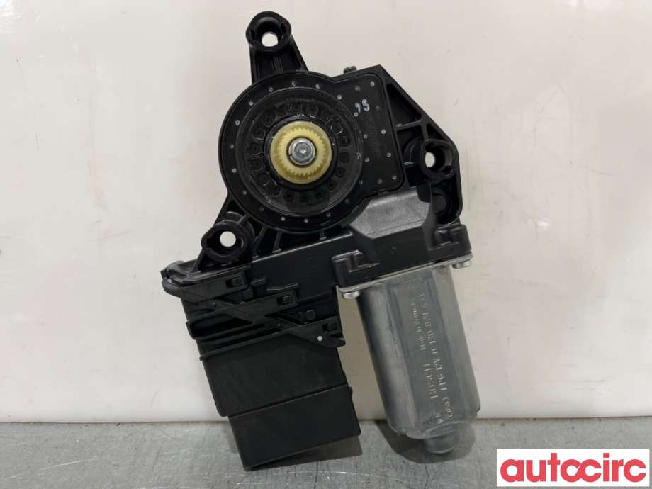 Ruteheis høyre bak til VW Golf VI 2008-2012  (VOLKSWAGEN|5K0959704D|922119-134|5K0959704C)