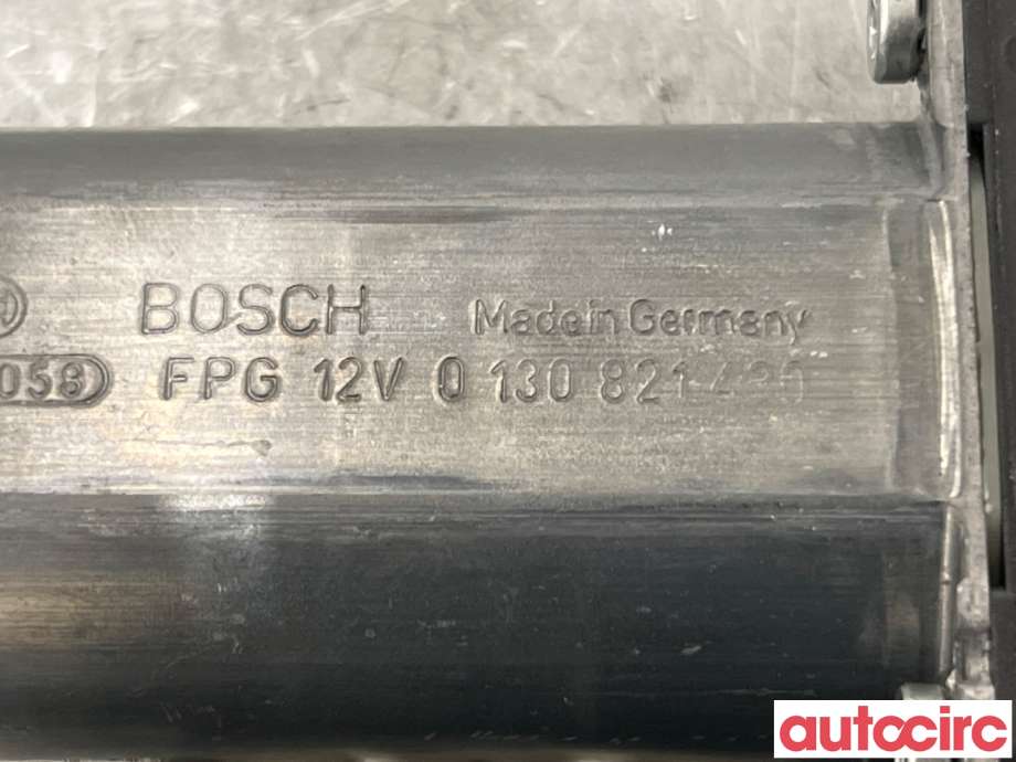 Ruteheis venstre bak til VW Golf VI 2008-2012  (VOLKSWAGEN|5K0959703D|922118-134|5K0959703C)