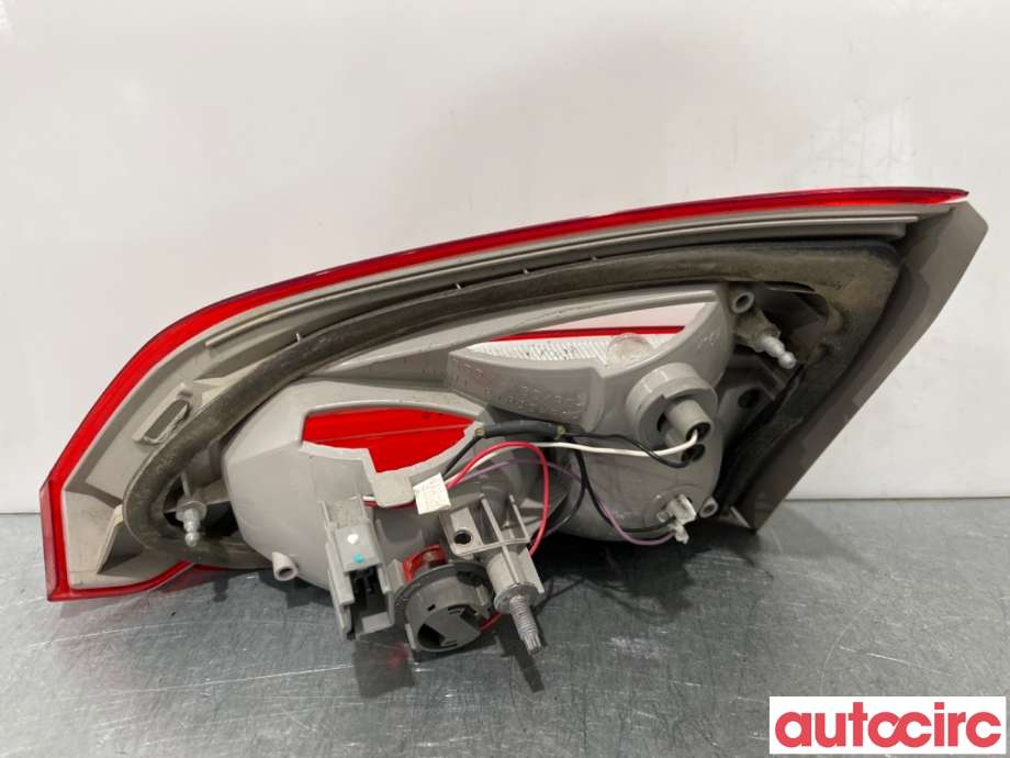 Baklykt venstre indre til Ford Focus 2011-2014 (Type III, Fase 1) (FORD|1775999||BM51-13A603-DB)